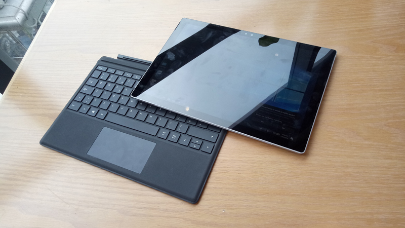 Microsoft Surface Pro 5 i7/16GB/512GB (Like New) 7